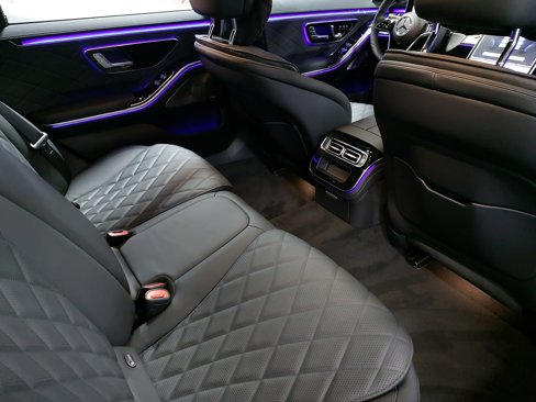 New 2025 Mercedes-Benz S 580 4MATIC Sedan image 12