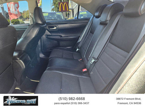 Used 2017 Toyota Camry SE image 13