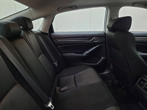 Used 2019 Honda Accord EX image 19