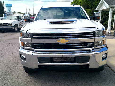 Used 2018 Chevrolet Silverado 2500 LTZ w/ Duramax Plus Package image 2