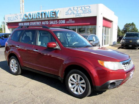 Used 2011 Subaru Forester 2.5X Premium w/ All-Weather Pkg image 2