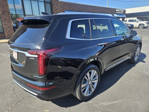 Used 2023 Cadillac XT6 Premium Luxury image 7