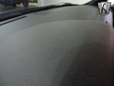 Used 2014 Dodge Challenger R/T image 23
