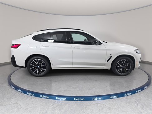 New 2025 BMW X4 M40i image 4