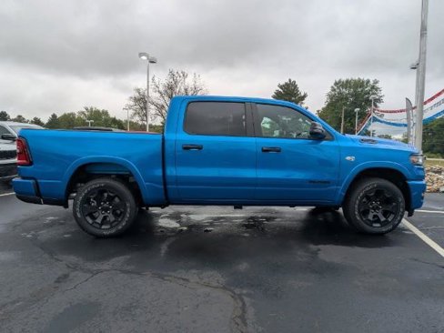 New 2026 RAM 1500 4x4 Crew Cab image 2