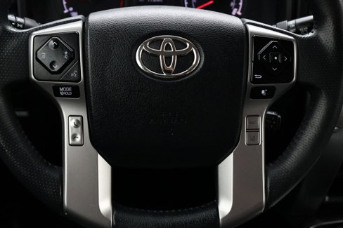 Used 2021 Toyota 4Runner SR5 image 17
