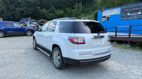 Used 2017 GMC Acadia Limited SLT image 7