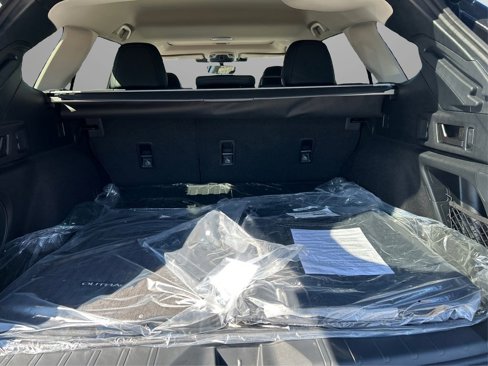 New 2025 Subaru Outback Limited image 11