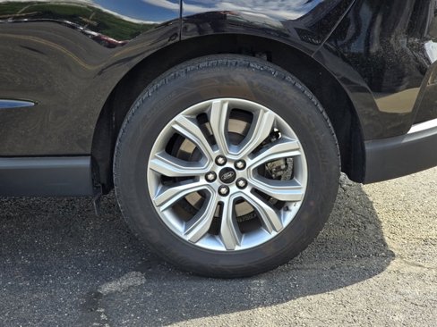 Used 2024 Ford Edge Titanium image 11
