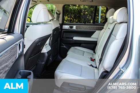 Used 2024 Hyundai Santa Fe Limited image 18