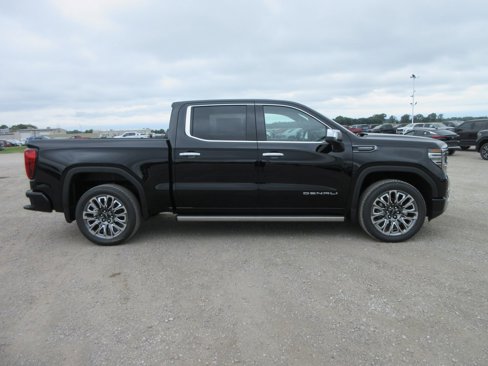 New 2026 GMC Sierra 1500 Denali Ultimate image 3