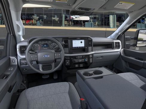 New 2025 Ford F350 XLT image 9