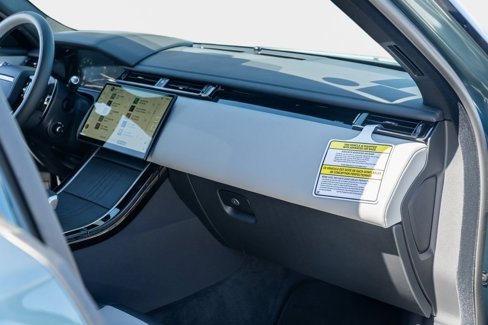 New 2026 Land Rover Range Rover Velar Dynamic SE image 21