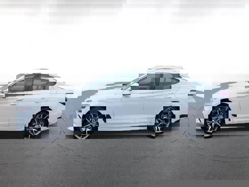 Used 2024 Genesis G70 2.5T image 8