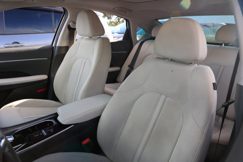 Used 2021 Hyundai Sonata SEL w/ Convenience Package image 6