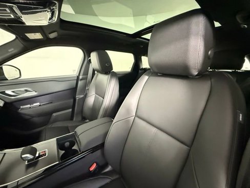 New 2026 Land Rover Range Rover Velar Dynamic SE image 6