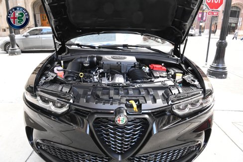 New 2025 Alfa Romeo Tonale image 25
