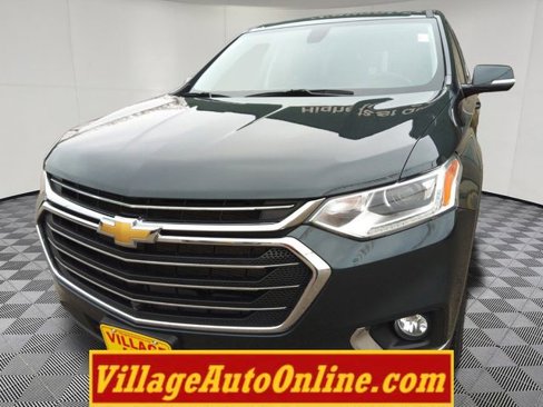 Used 2020 Chevrolet Traverse LT w/ LT Premium Package image 18