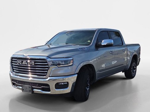 Used 2025 RAM 1500 Laramie image 7
