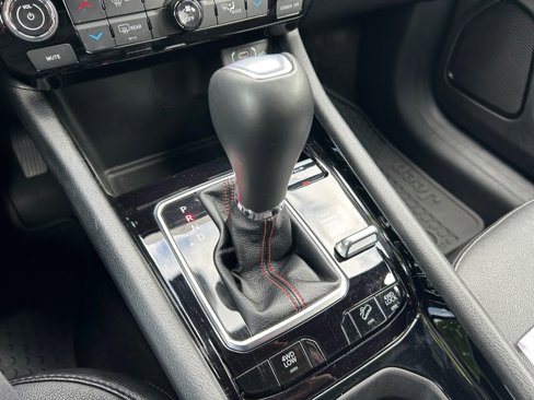 Used 2024 Jeep Compass Trailhawk image 20