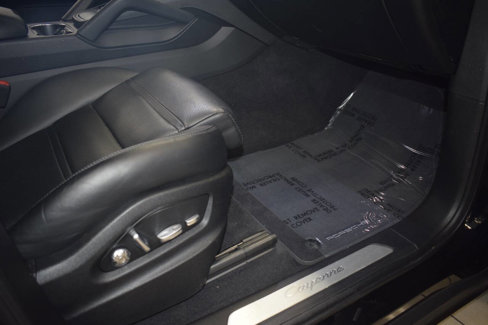 Used 2021 Porsche Cayenne image 24