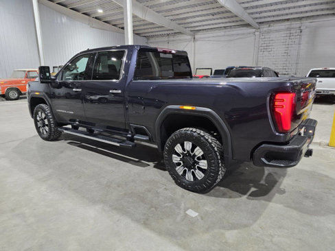 Used 2024 GMC Sierra 2500 Denali w/ Technology Package image 9