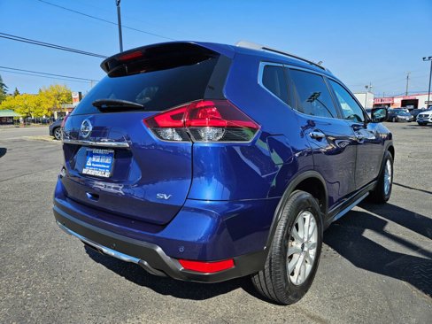 Used 2020 Nissan Rogue SV image 5