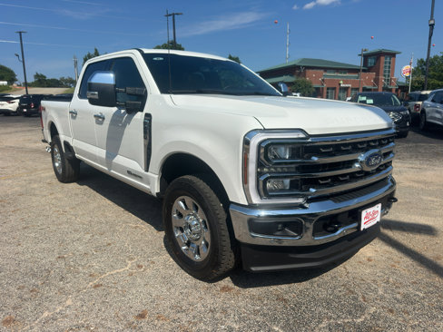 Used 2025 Ford F250 King Ranch w/ Chrome Package image 3
