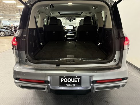 Used 2025 INFINITI QX80 Sensory image 24