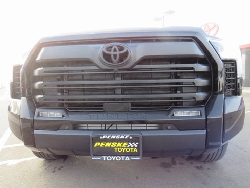 New 2025 Toyota Tundra Limited image 6