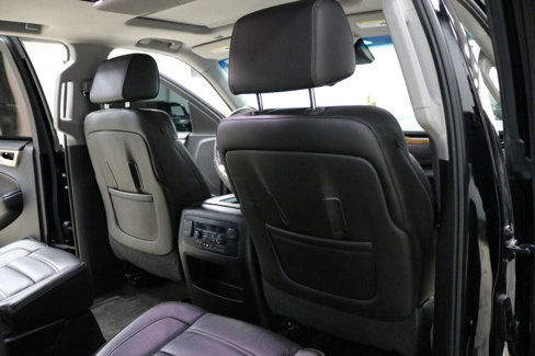 Used 2015 GMC Yukon XL Denali w/ Touring Package image 31