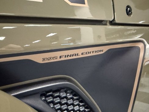 New 2025 Jeep Wrangler Unlimited Rubicon 392 image 12
