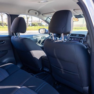 Used 2023 Nissan Leaf S image 17
