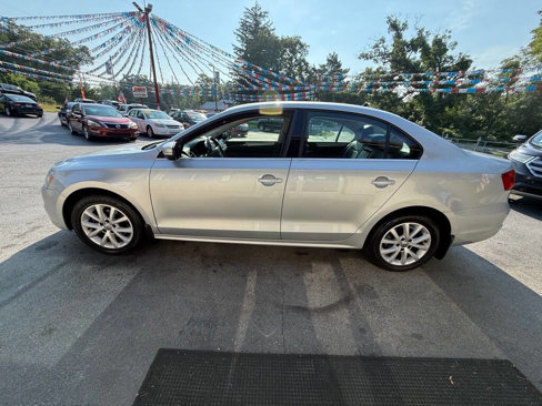 Used 2013 Volkswagen Jetta SE image 5