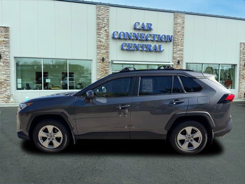 Used 2019 Toyota RAV4 XLE image 2
