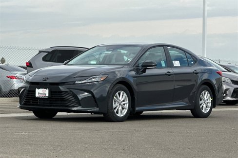 New 2026 Toyota Camry LE image 8