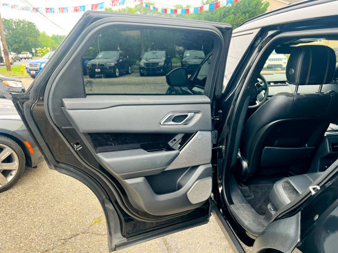 Used 2018 Land Rover Range Rover Velar R-Dynamic SE image 11