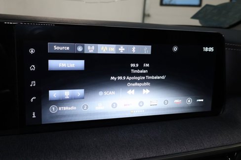 Used 2025 Nissan Kicks SV image 25