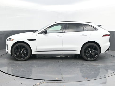 New 2025 Jaguar F-PACE R-Dynamic S image 4