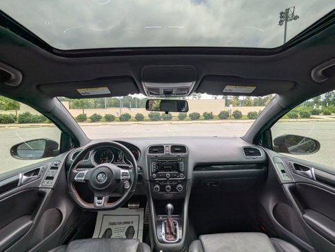 Used 2011 Volkswagen Golf 4-Door image 17