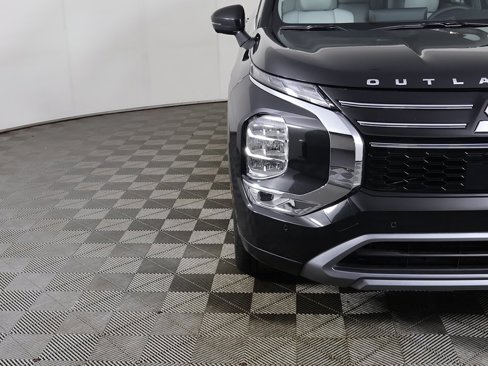 New 2025 Mitsubishi Outlander AWD image 19