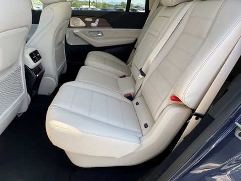 New 2026 Mercedes-Benz GLS 450 4MATIC image 30