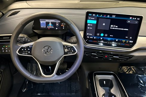 New 2025 Volkswagen ID.4 Pro S Plus image 13