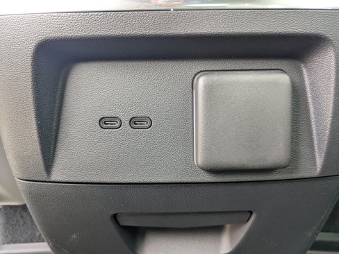 New 2026 Cadillac Vistiq Sport w/ LPO, Floor Liner Package image 31