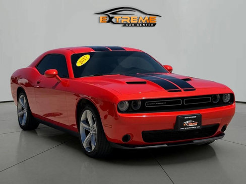 Used 2017 Dodge Challenger SXT w/ Super Sport Group (SS/T) image 9