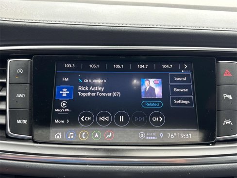 Used 2022 Buick Enclave Essence w/ Experience Buick Package image 28