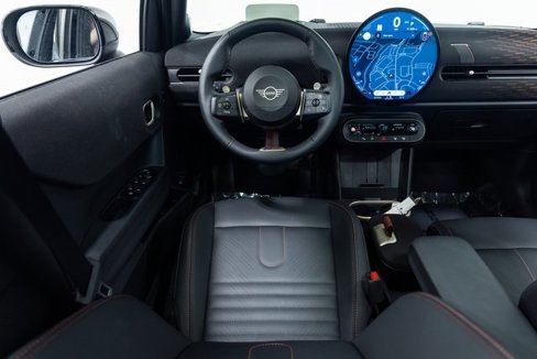 Certified 2025 MINI Cooper S image 3