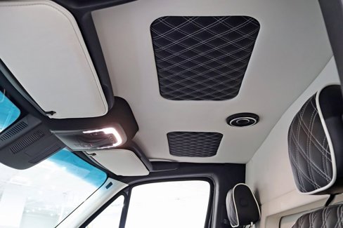 Used 2024 Mercedes-Benz Sprinter 3500 image 29