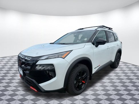 New 2026 Nissan Rogue SV image 3