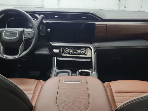 Used 2024 GMC Sierra 2500 Denali Ultimate w/ Max Trailering Package image 23
